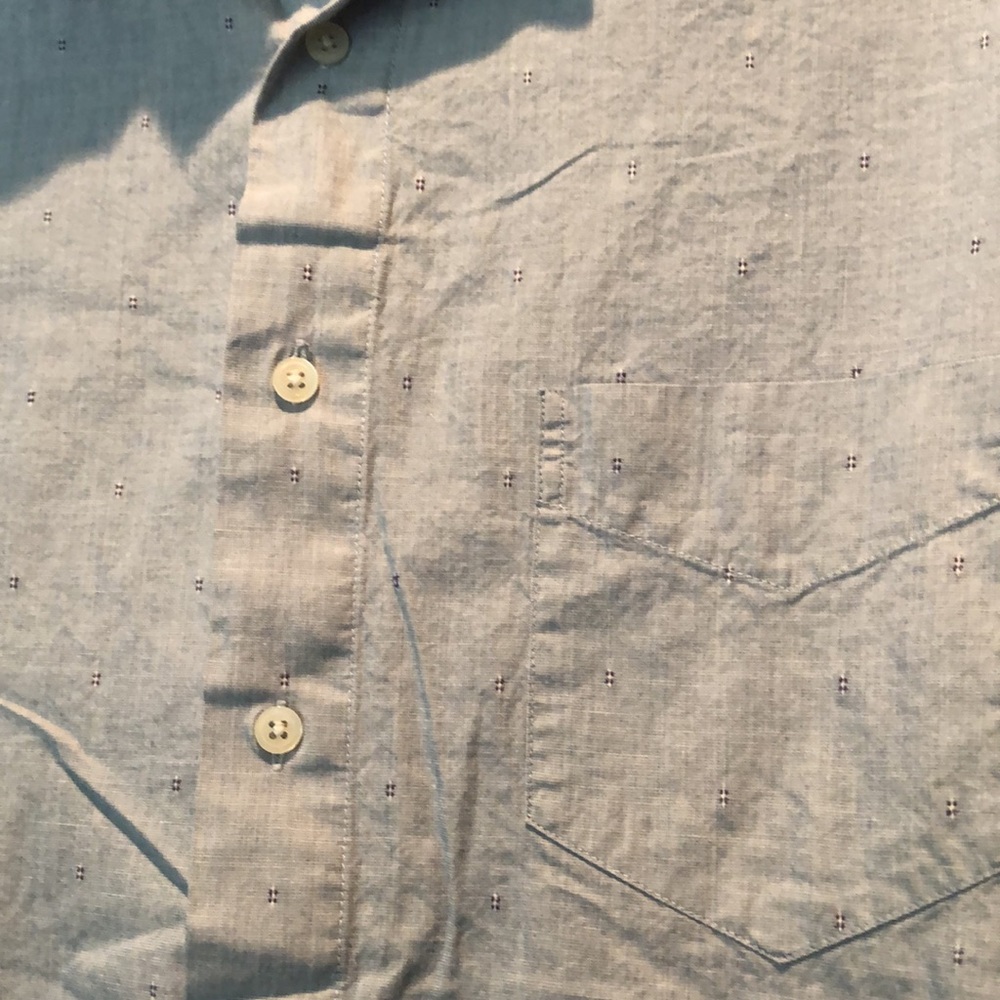 American Eagle button down - Picture 2 of 4